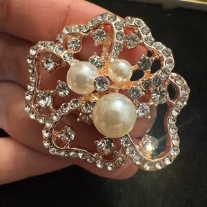Elegant Gold and Silver Pearl Brooch